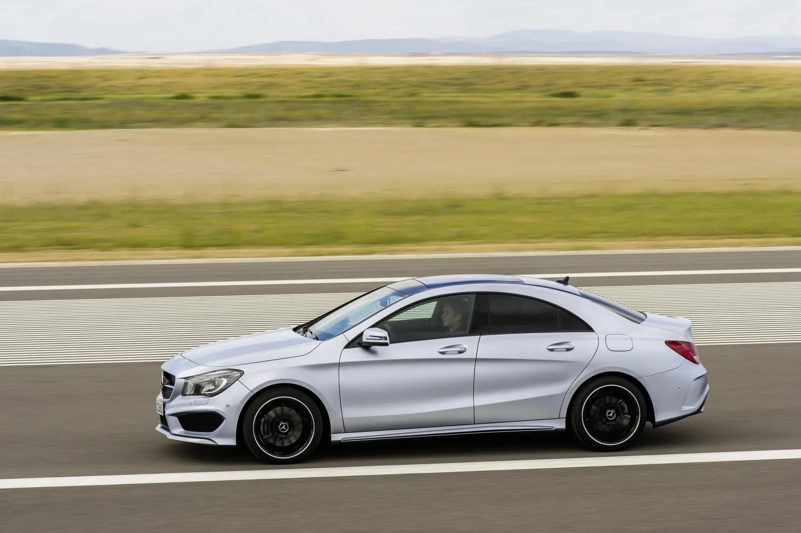 Mercedes-Benz CLA CLA 180 6