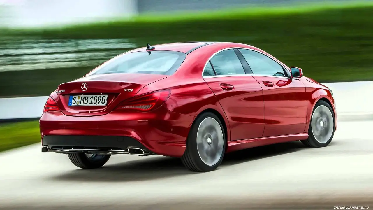 Mercedes-Benz CLA CLA 180 CDI Urban 7G-DCT 4