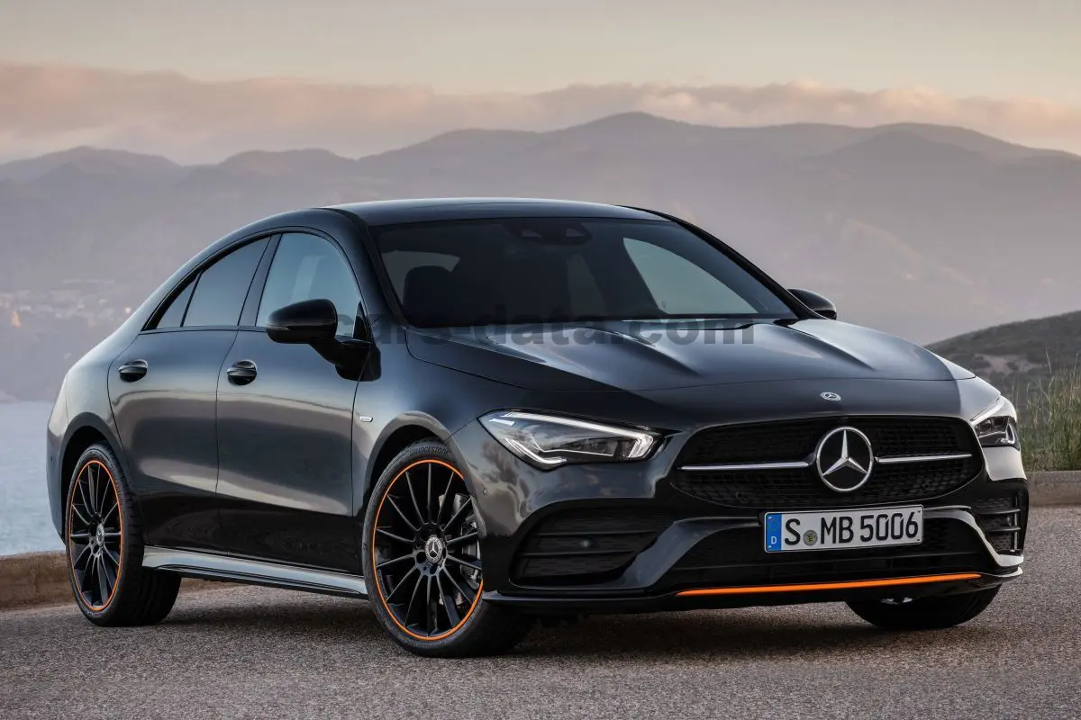 Mercedes-Benz CLA CLA 180 d 7G-DCT 7