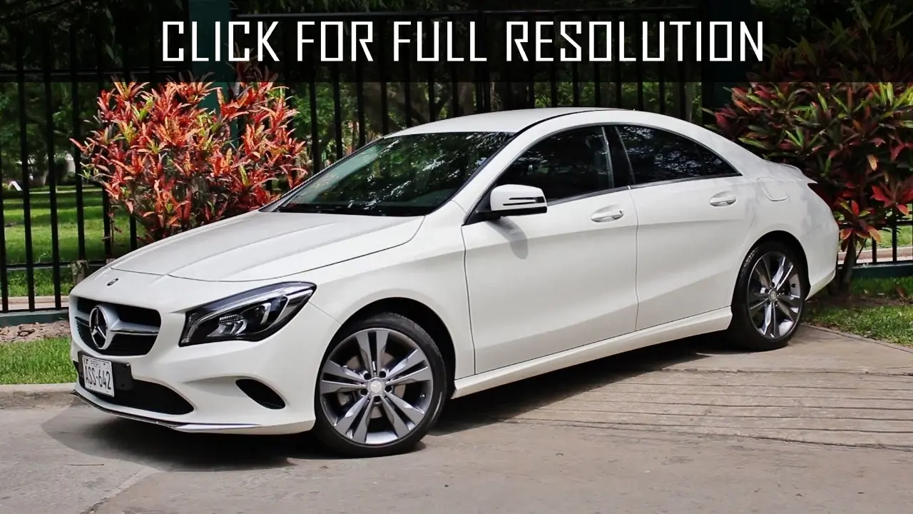 Mercedes-Benz CLA CLA 180 Urban 3