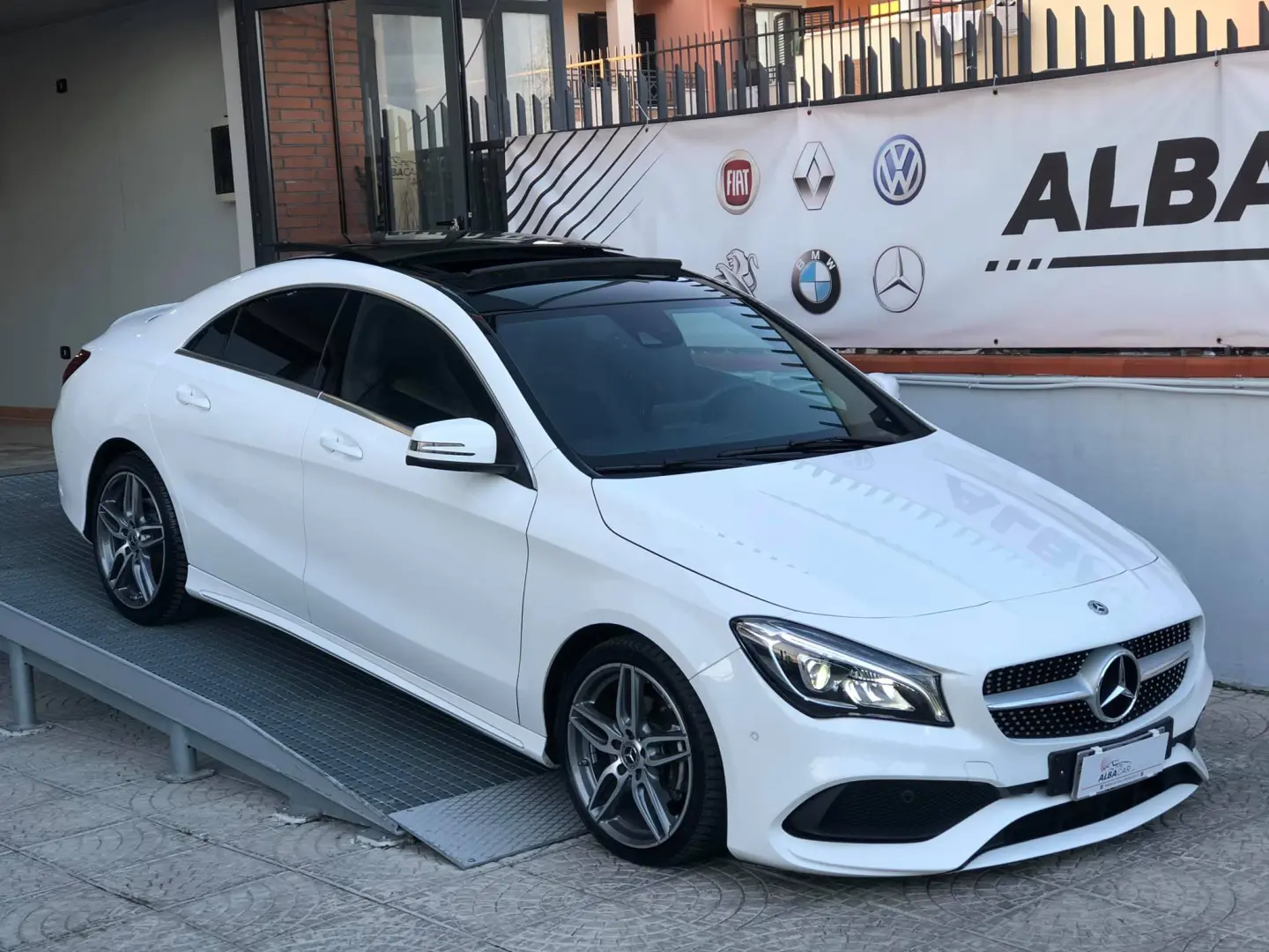 Mercedes-Benz CLA CLA 200 AMG 6
