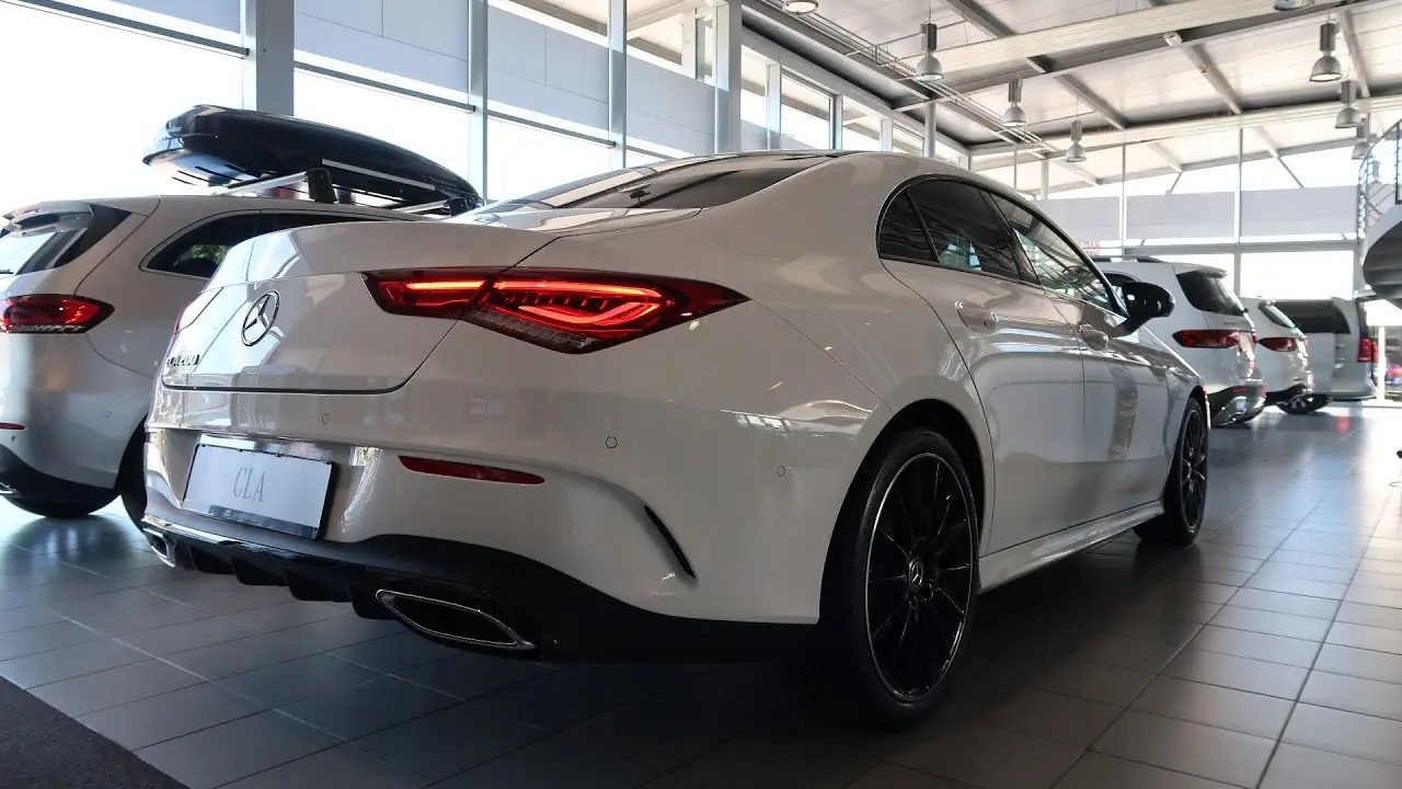 Mercedes-Benz CLA CLA 200 AMG+ 5