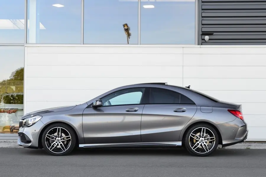 Mercedes-Benz CLA CLA 200 AMG 7G-DCT 6