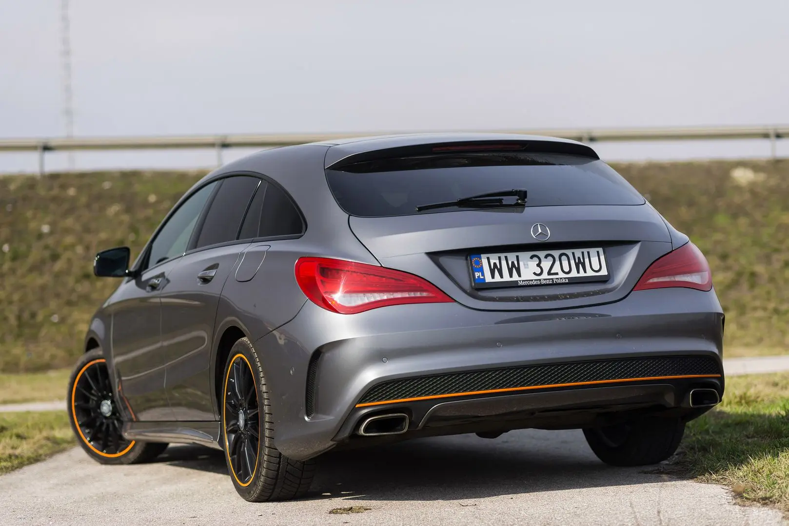 Mercedes-Benz CLA CLA 200 AMG Orange Art 7G-DCT 4