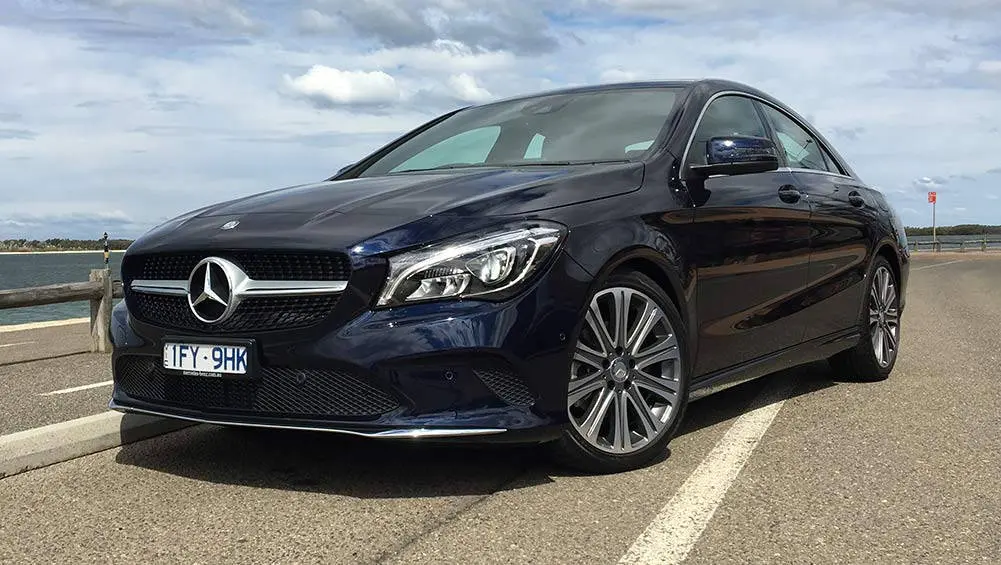 Mercedes-Benz CLA CLA 200 Comfort 7G-DCT 4