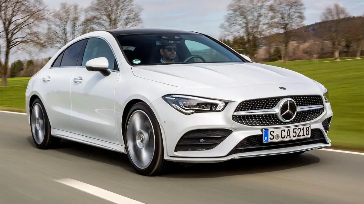 Mercedes-Benz CLA CLA 200 Comfort 7G-DCT 5