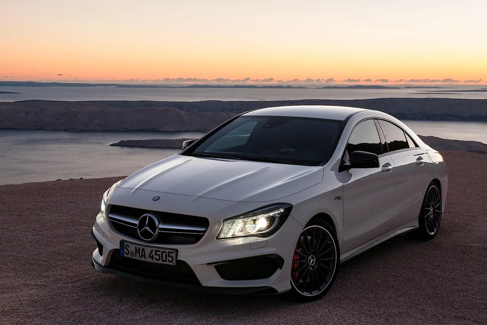 Mercedes-Benz CLA CLA 200 AMG 5