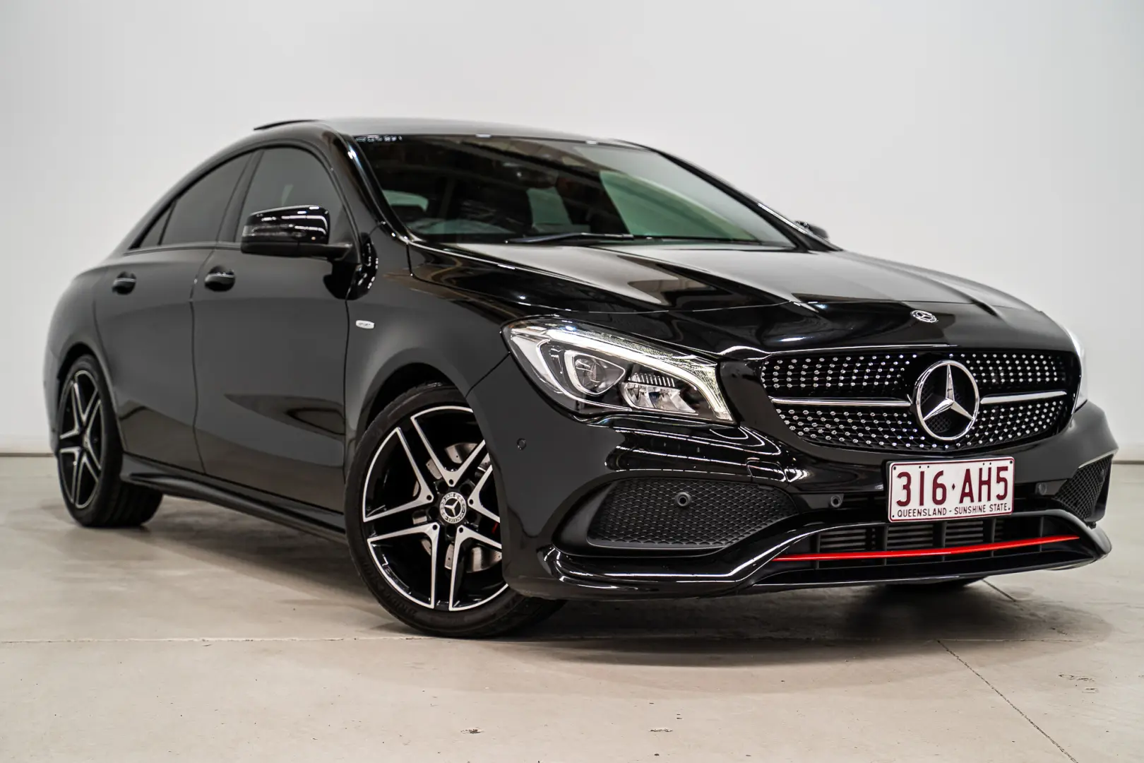 Mercedes-Benz CLA CLA 250 4Matic AMG 7G-DCT 2
