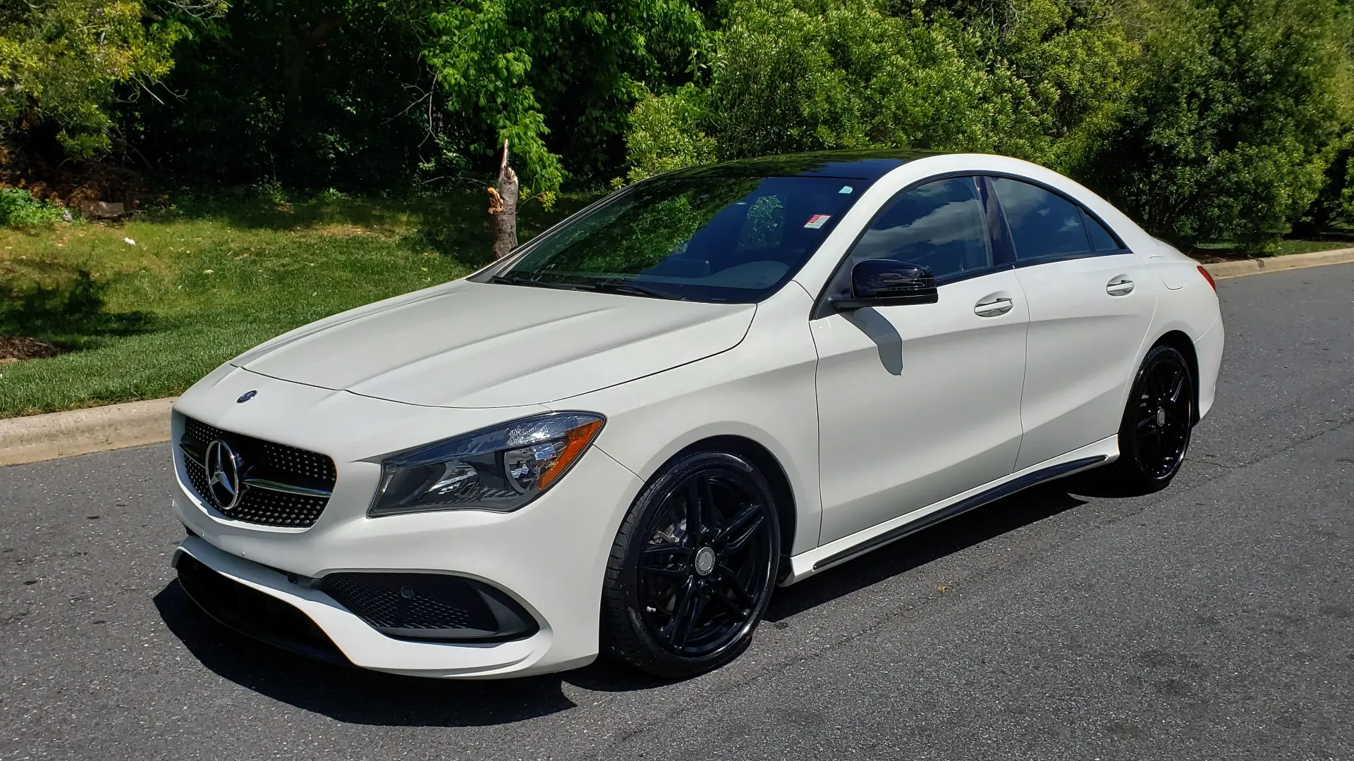 Mercedes-Benz CLA CLA 250 4Matic AMG 7G-DCT 5
