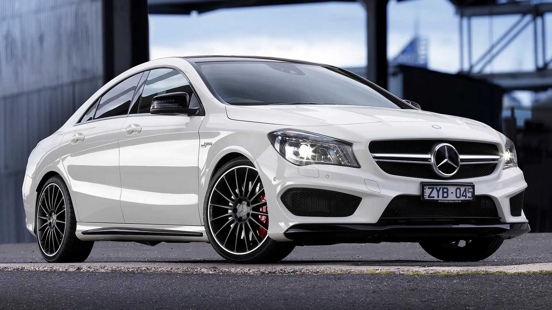 Mercedes-Benz CLA CLA 45 4Matic AMG 5