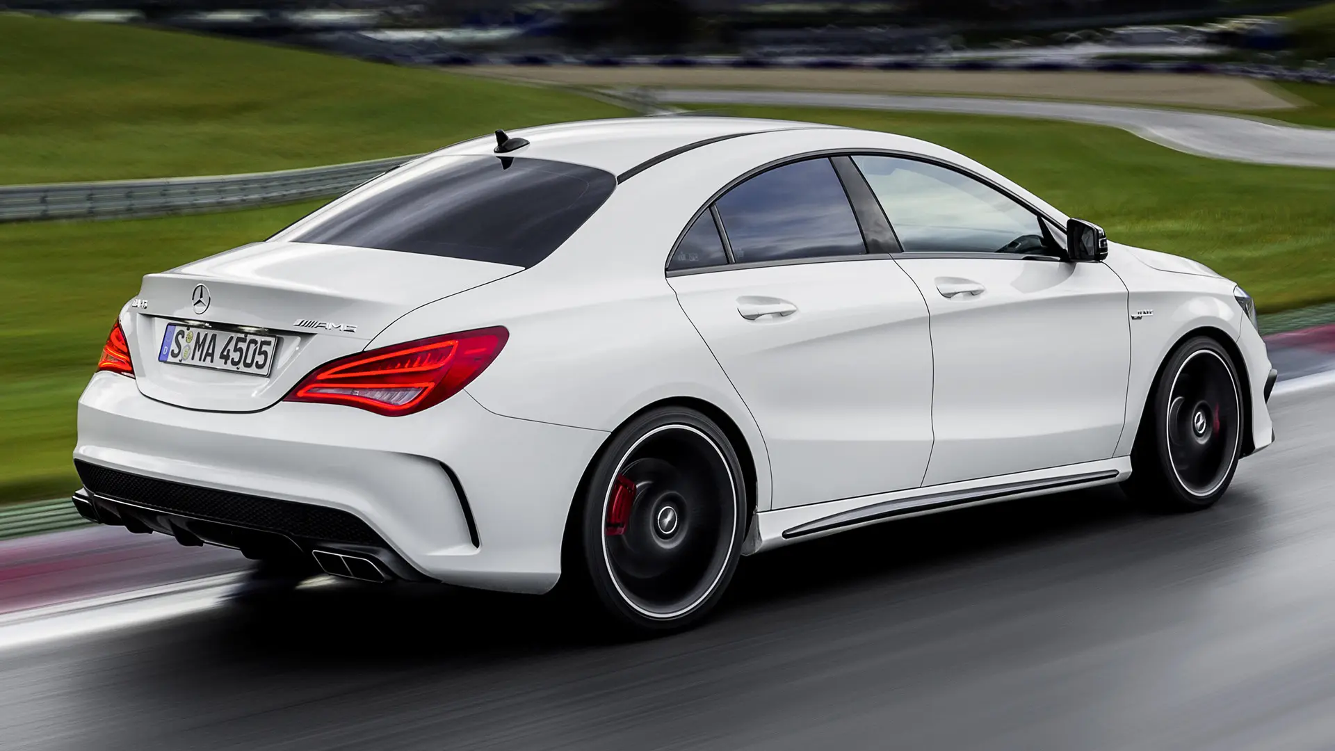 Mercedes-Benz CLA CLA 45 4Matic AMG 5