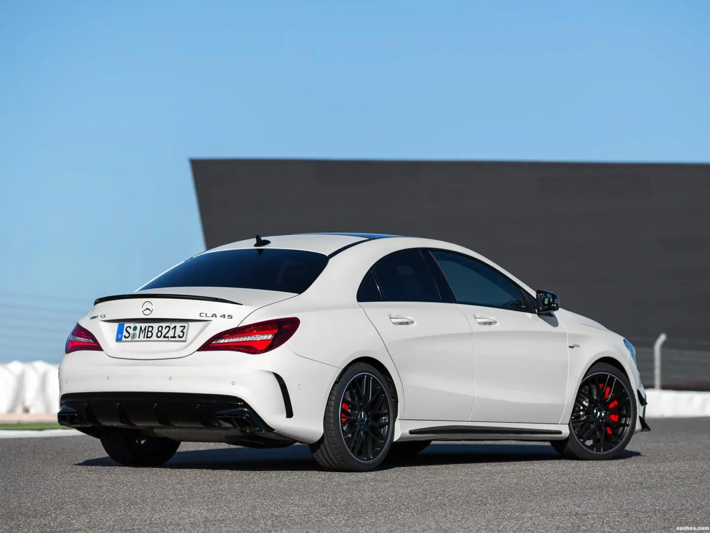 Mercedes-Benz CLA CLA 45 4Matic AMG Performans 7G-DCT 0