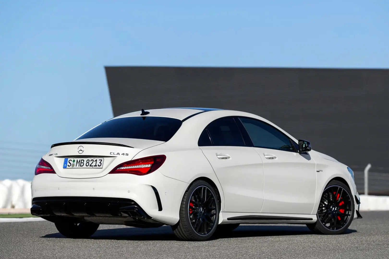 Mercedes-Benz CLA CLA 45 S AMG 4Matic+ Performans Speedshift DCT 1