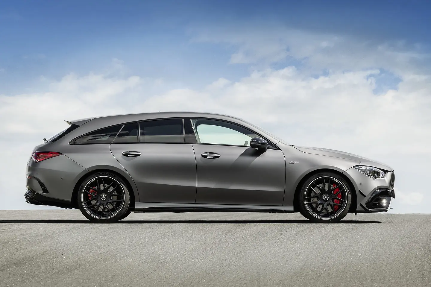 Mercedes-Benz CLA CLA 45 S Performance+ 4Matic+ Shooting Brake 6
