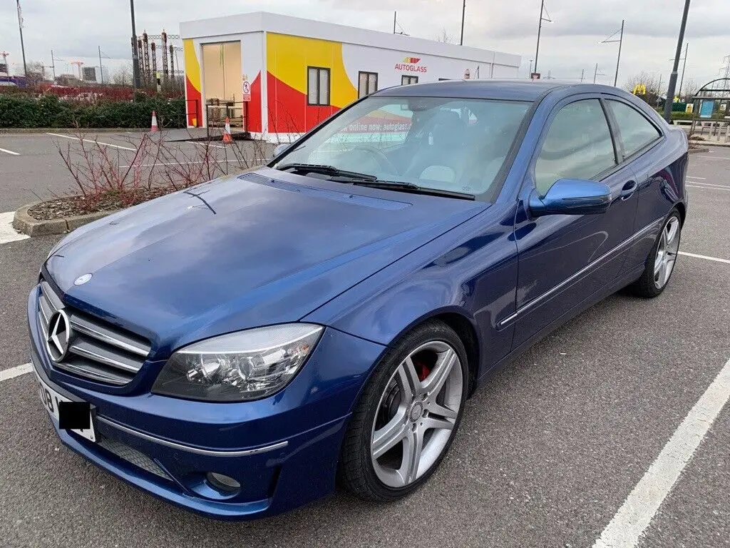 Mercedes-Benz CLC CLC 200 CDI 1