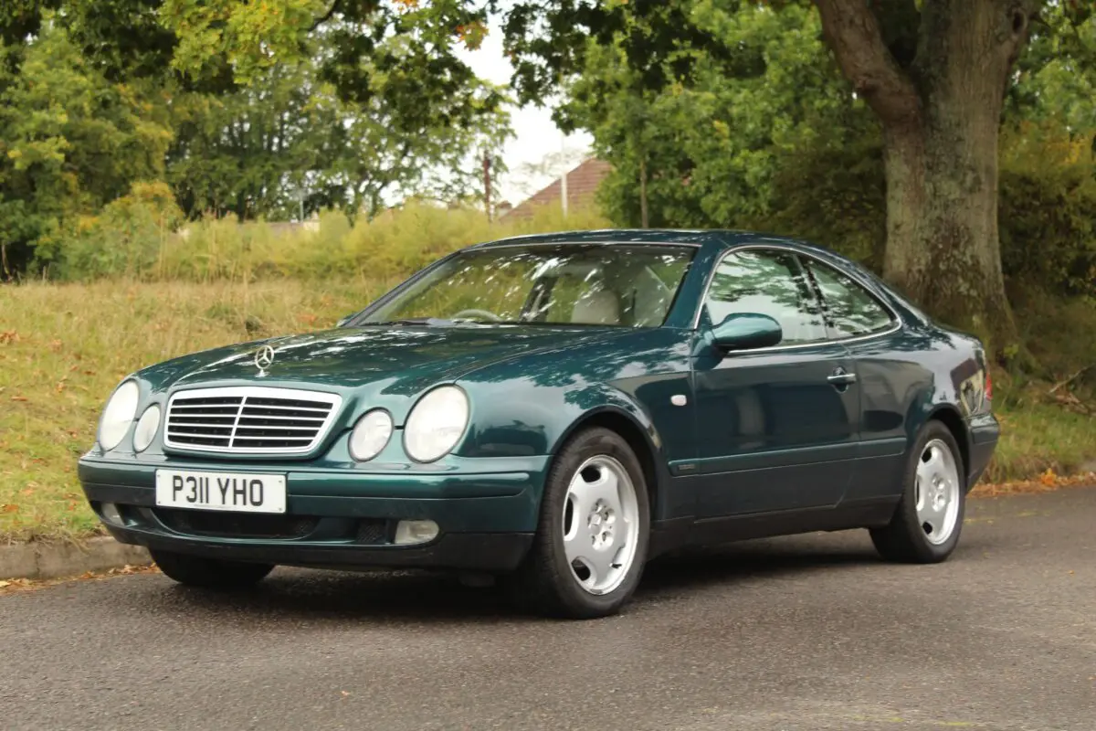 Mercedes-Benz  C 200 Elegance 0