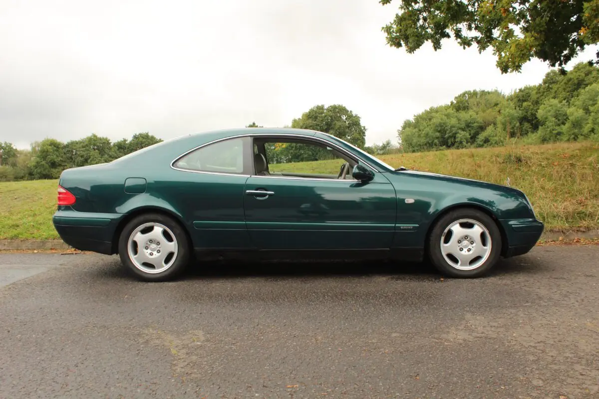 Mercedes-Benz CLK CLK 200 Elegance 6