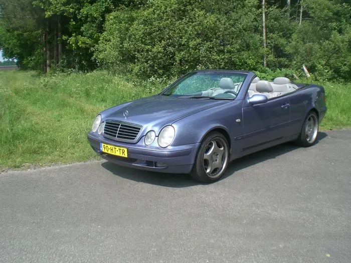 Mercedes-Benz CLK CLK 200 5