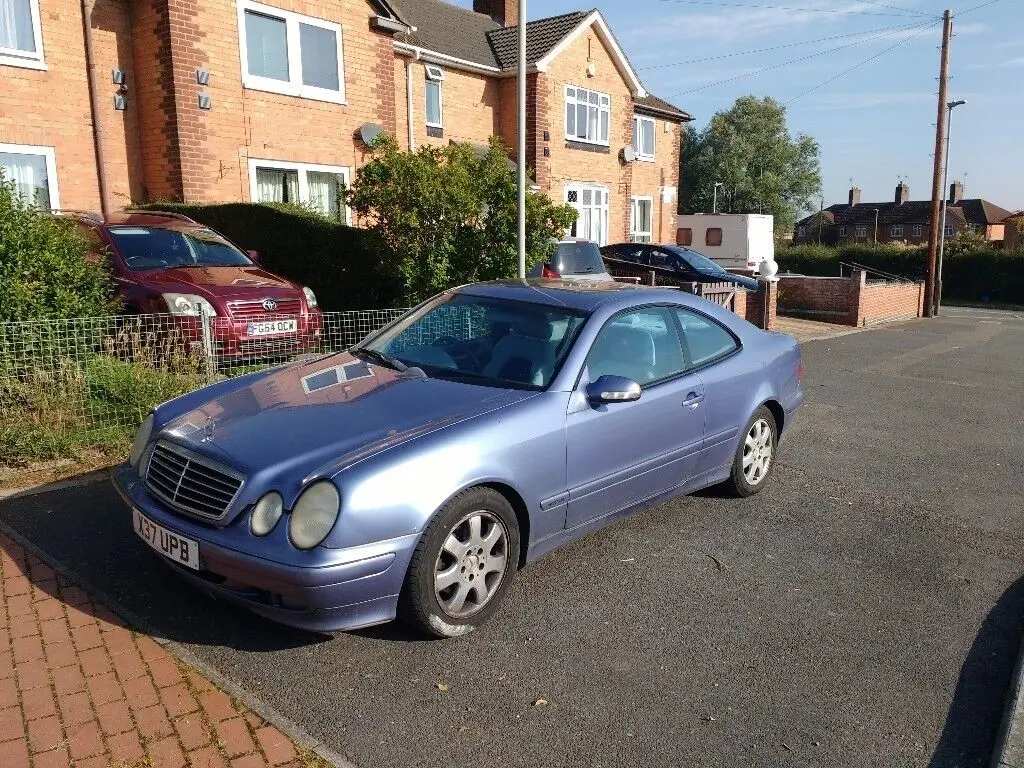 Mercedes-Benz CLK CLK 230 Kompressor Avantgarde 0