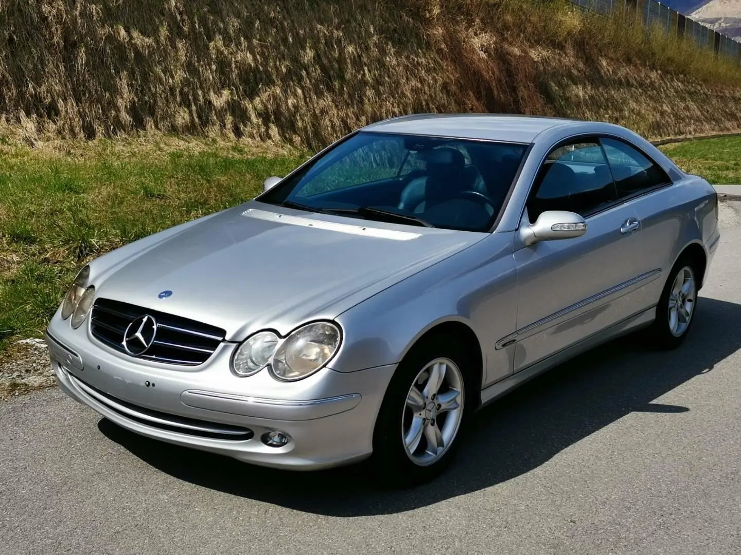 Mercedes-Benz CLK CLK 270 CDI Avantgarde 6