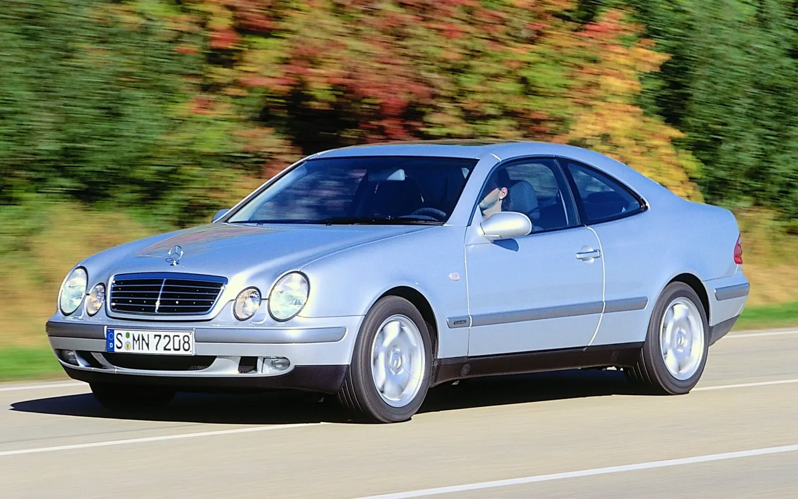 Mercedes-Benz CLK CLK 320 4