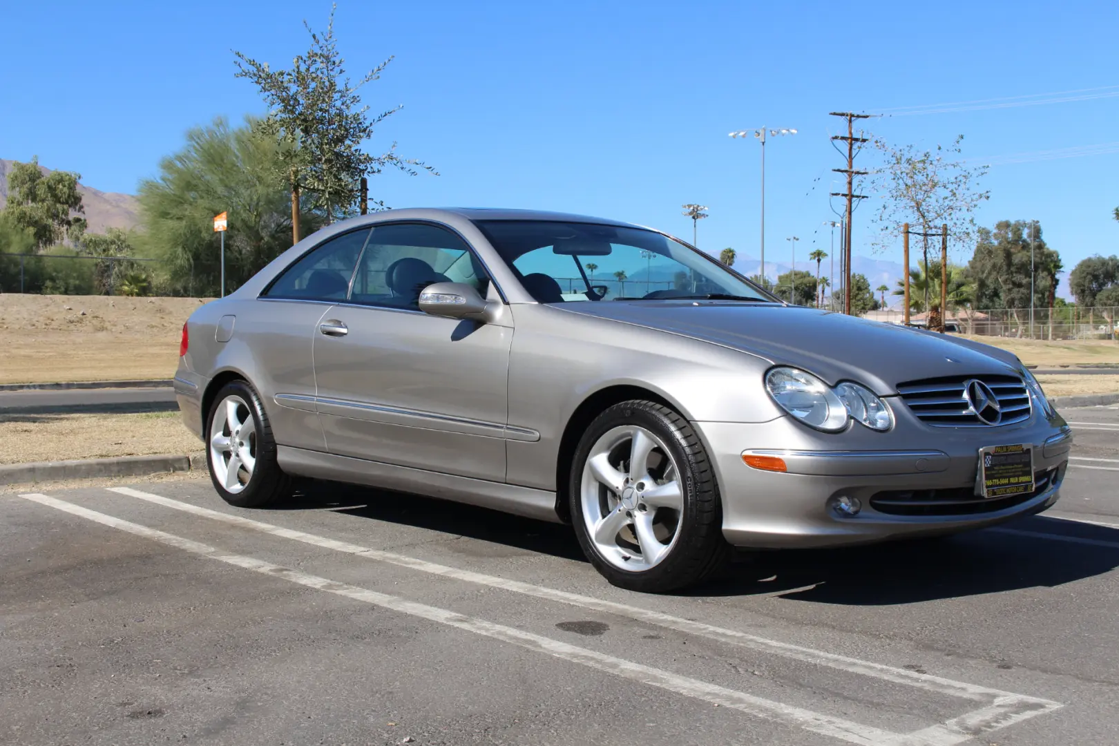 Mercedes-Benz CLK CLK 320 CDI Elegance 4