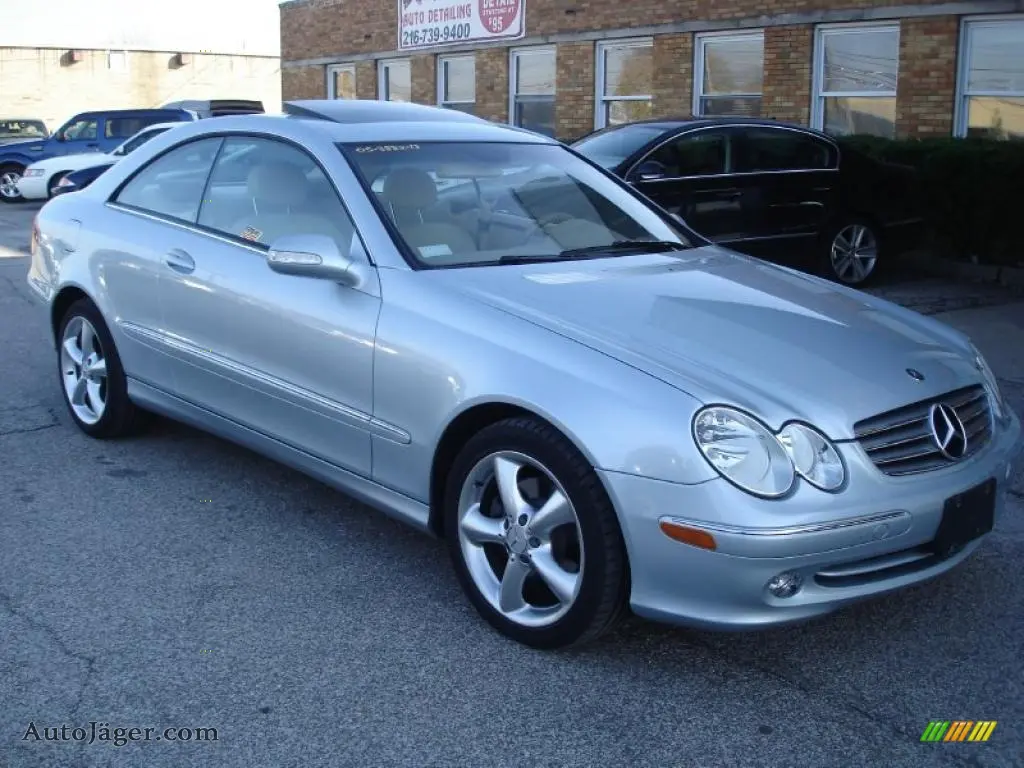 Mercedes-Benz CLK CLK 320 CDI Elegance 4