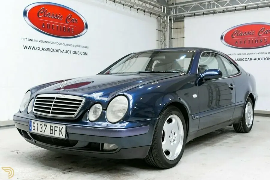 Mercedes-Benz CLK CLK 320 Elegance 1
