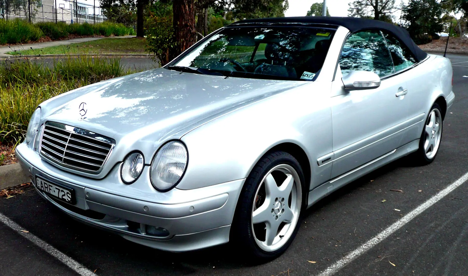 Mercedes-Benz CLK CLK 55 AMG 4