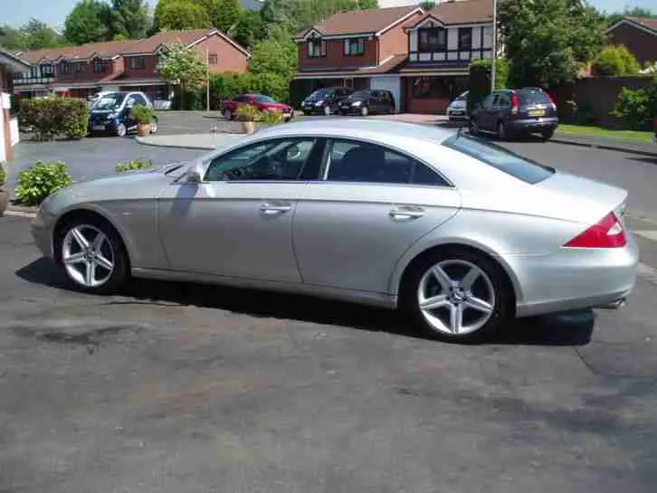 Mercedes-Benz CLS CLS 320 CDI 2