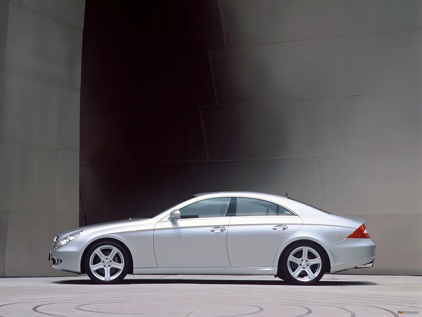 Mercedes-Benz CLS CLS 500 7