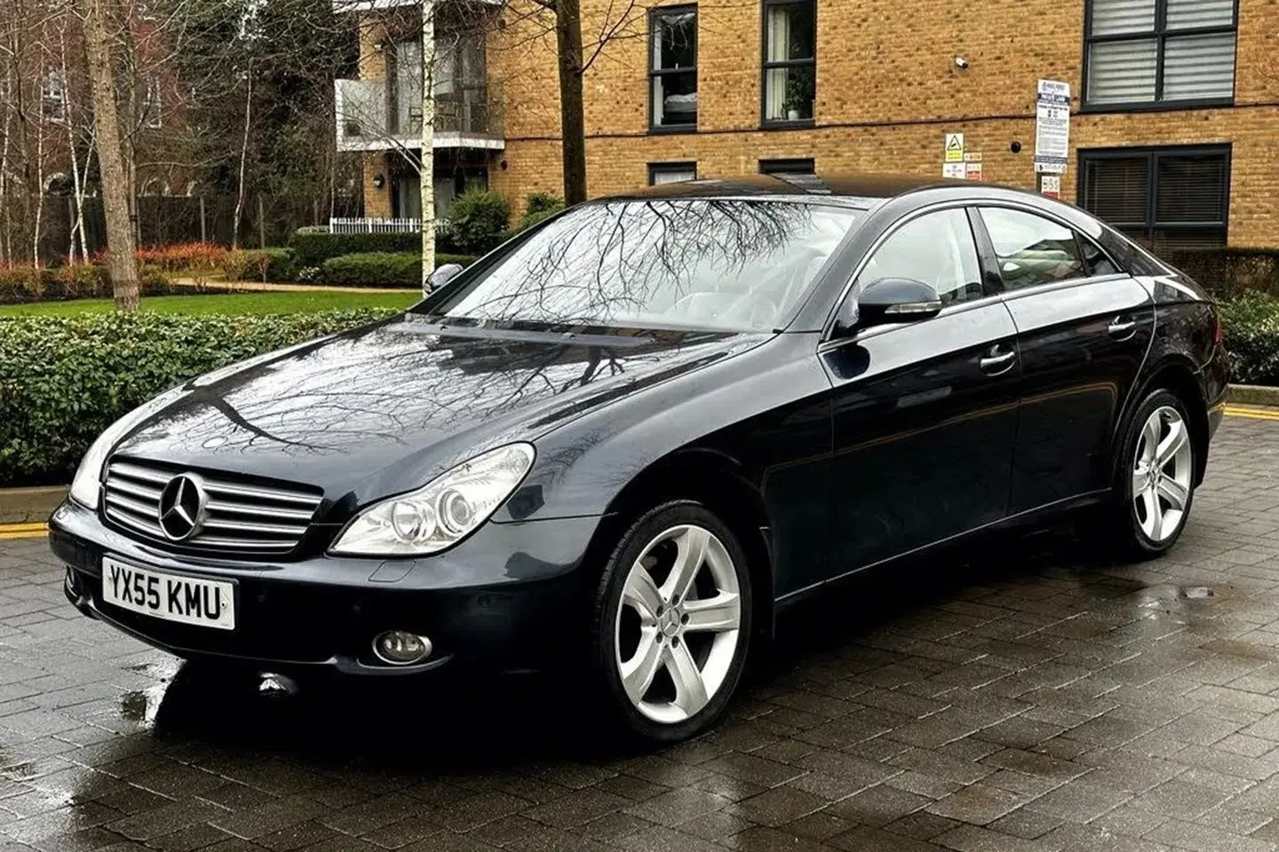 Mercedes-Benz CLS CLS 500 6