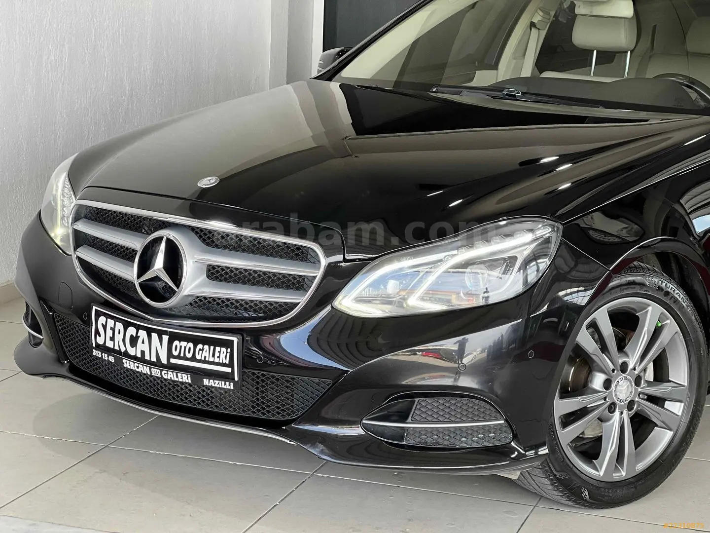Mercedes-Benz  E 180 EditionE 3
