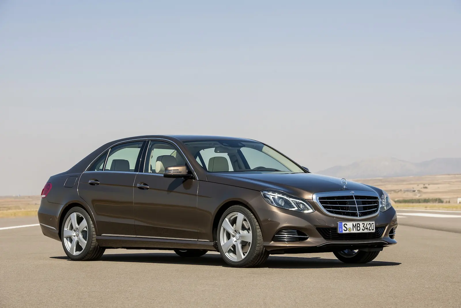 Mercedes-Benz  E 180 Elite 3