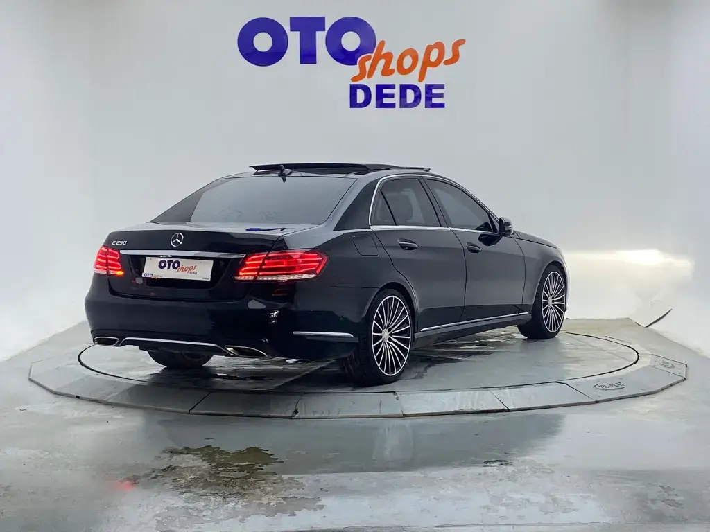 Mercedes-Benz  E 180 Style 2