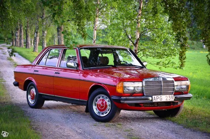 Mercedes-Benz  E 200 3
