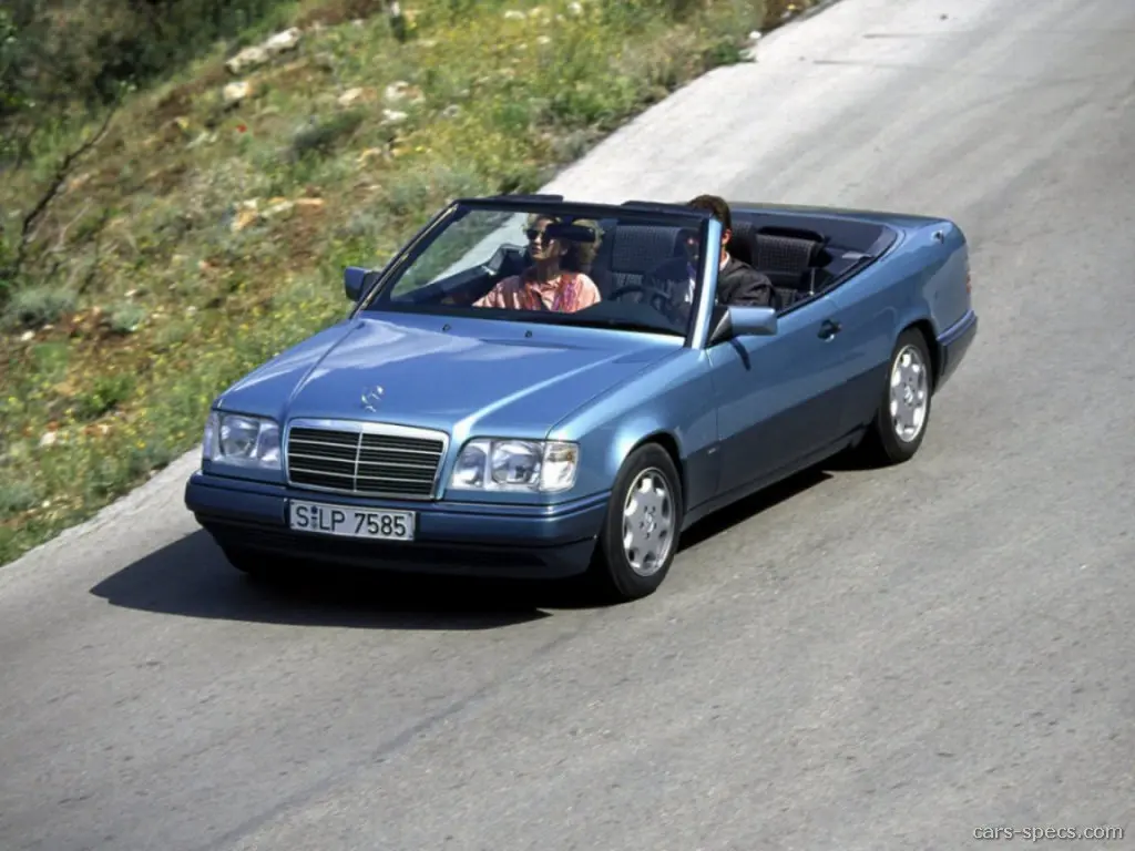 Mercedes-Benz  E 200 1