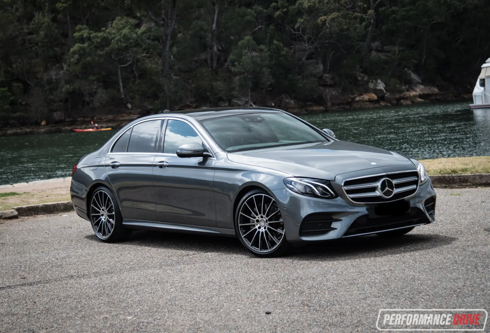 Mercedes-Benz  E 200 AMG 9G-Tronic 0