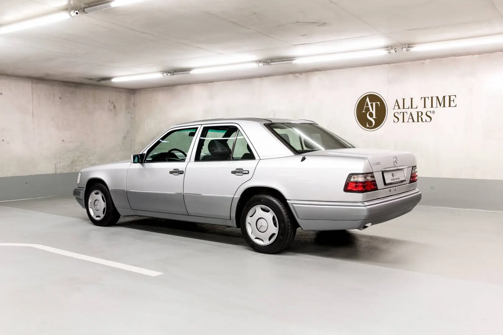 Mercedes-Benz  E 200 Avantgarde 3