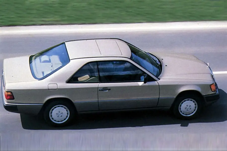 Mercedes-Benz  E 200 C16V 2