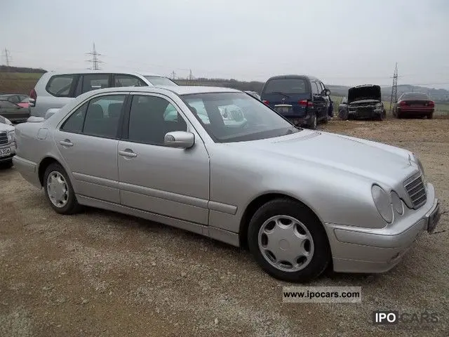 Mercedes-Benz  E 200 CDI Classic 4