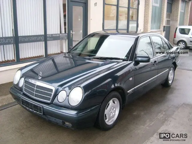 Mercedes-Benz  E 200 CDI Elegance 3
