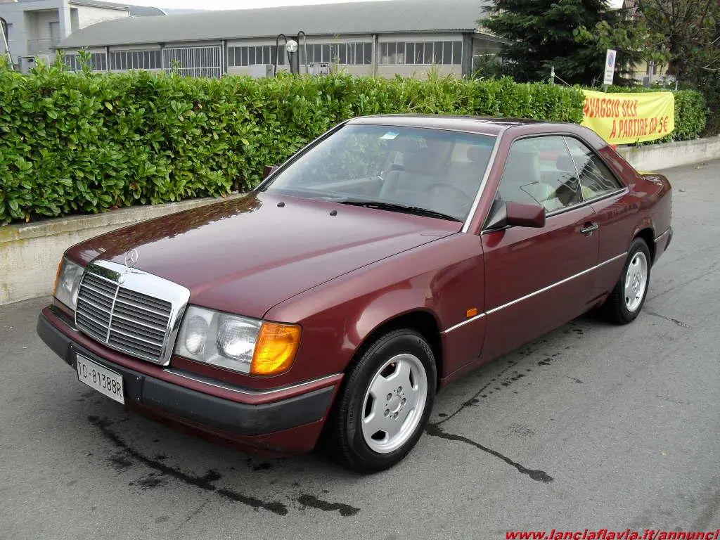 Mercedes-Benz  E 200 CE 6