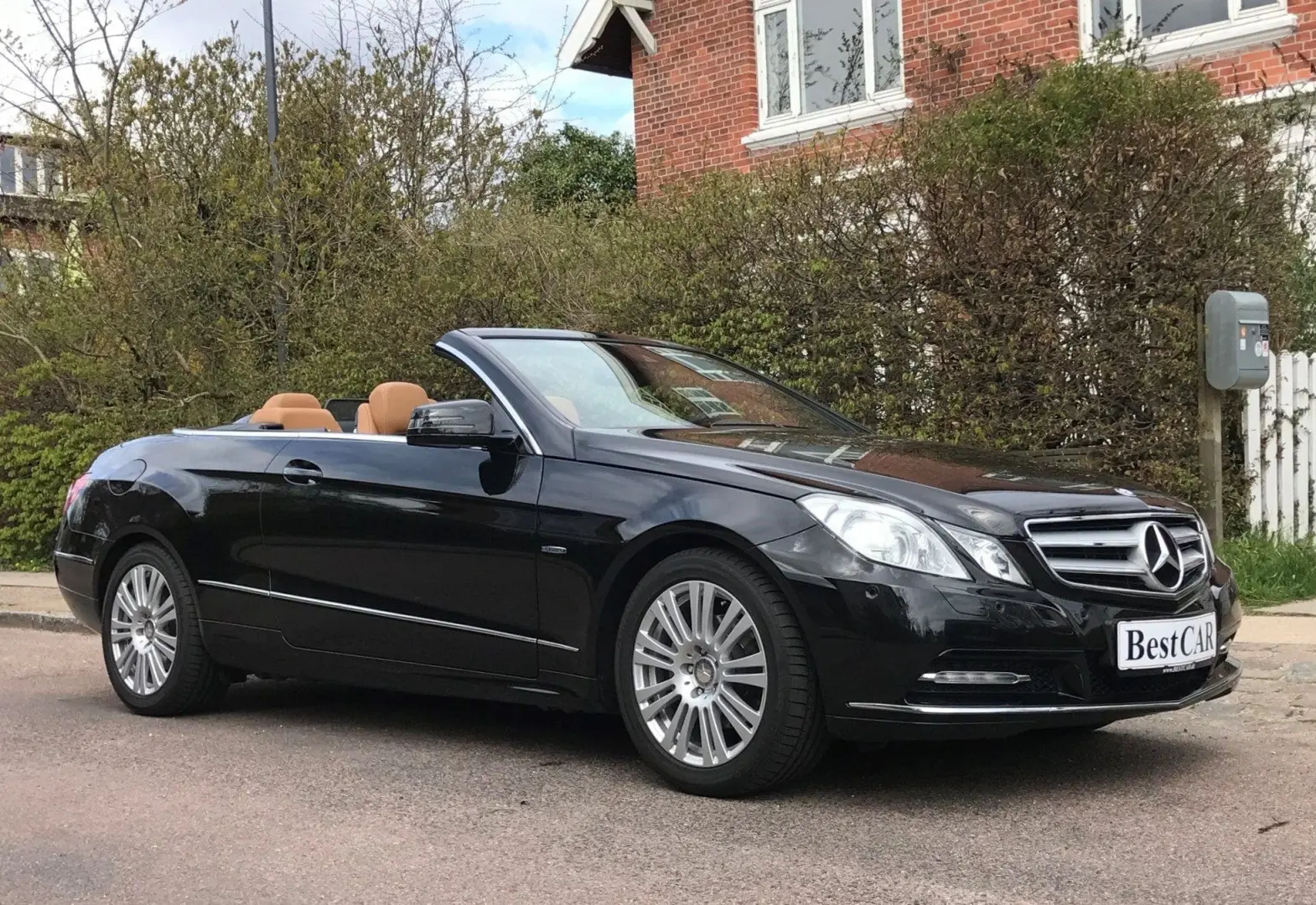Mercedes-Benz  E 200 CGI BlueEFFICIENCY Avantgarde 3