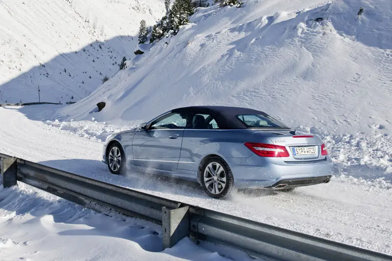 Mercedes-Benz  E 200 CGI BlueEFFICIENCY Avantgarde 4