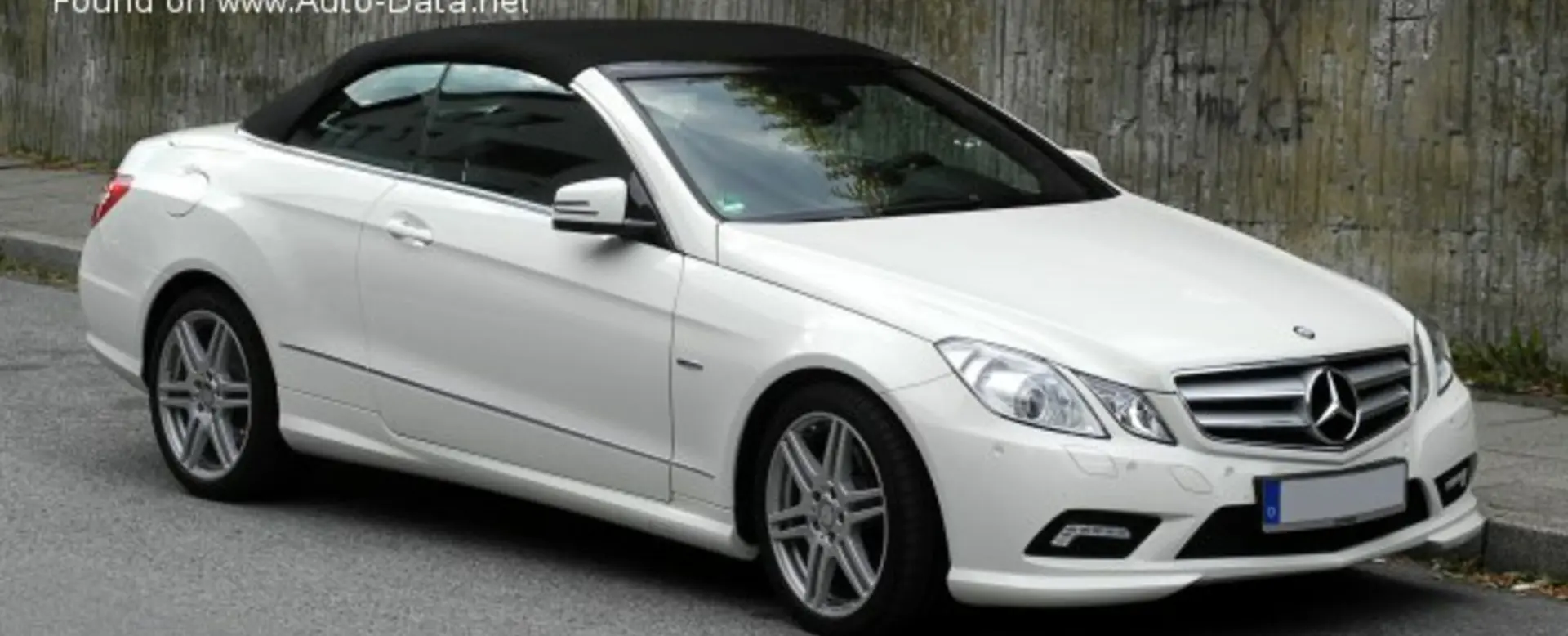 Mercedes-Benz  E 200 CGI BlueEFFICIENCY Start 1