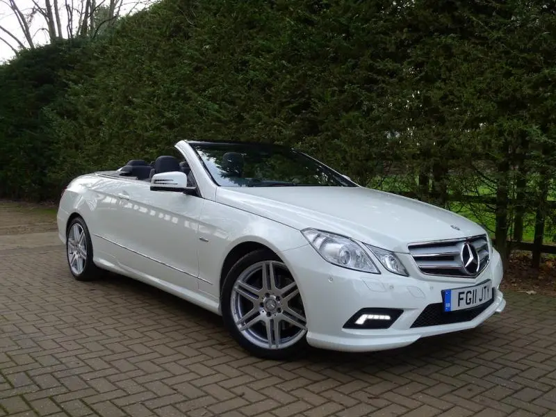 Mercedes-Benz  E 200 CGI BlueEFFICIENCY Start 5
