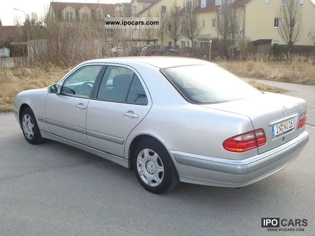 Mercedes-Benz  E 200 Classic 4