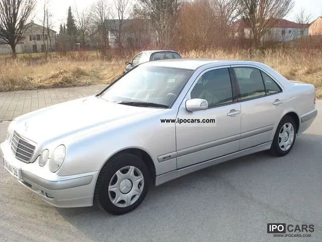 Mercedes-Benz  E 200 Classic 5