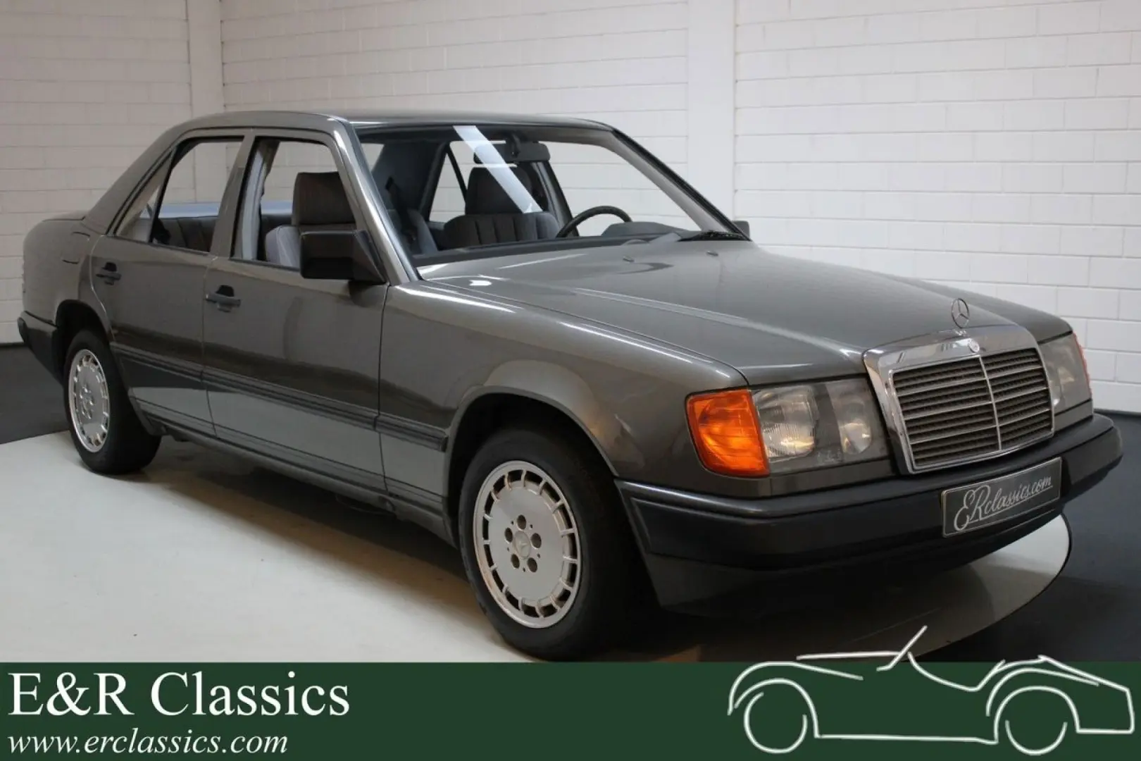 Mercedes-Benz  E 200 D 4
